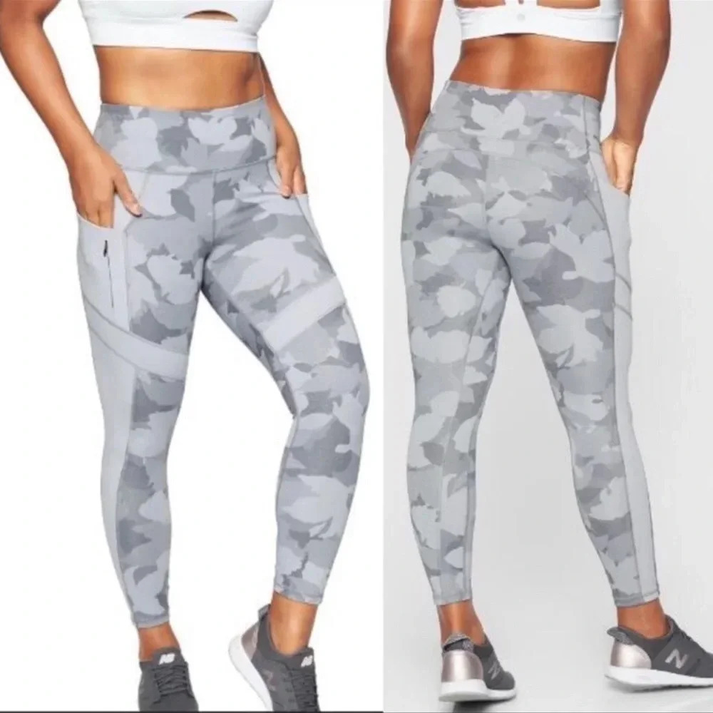 ATHLETA All In Gray 7/8 Camo Athletic Workout Leggings Size S